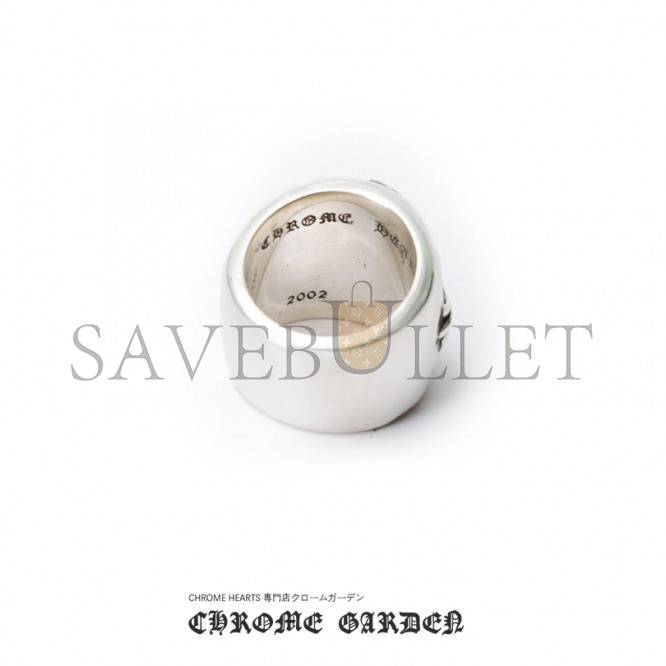 Ch**me He**ts classic oval ring