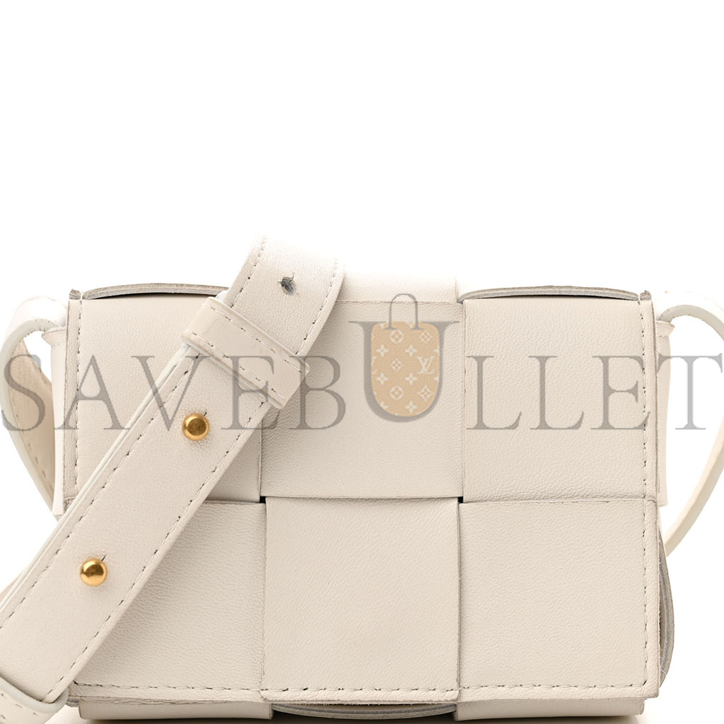 bo*te*ga Ve*ne*ta lambskin maxi intrecciato extra mini cassette crossbody bag white (13*9*4cm)