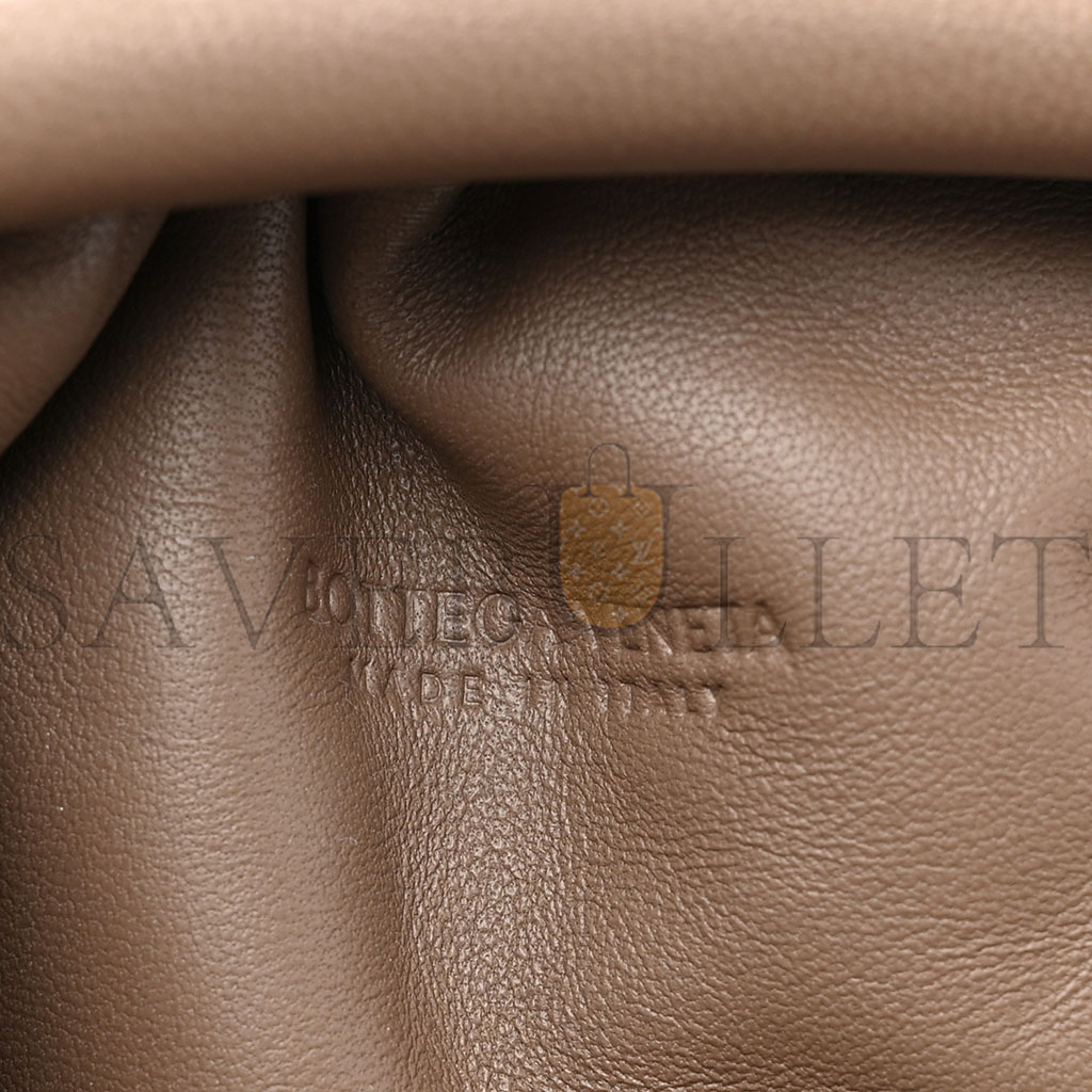 bo*te*ga Ve*ne*ta nappa intrecciato the mini pouch taupe grey 1442829 (22*11*5cm)