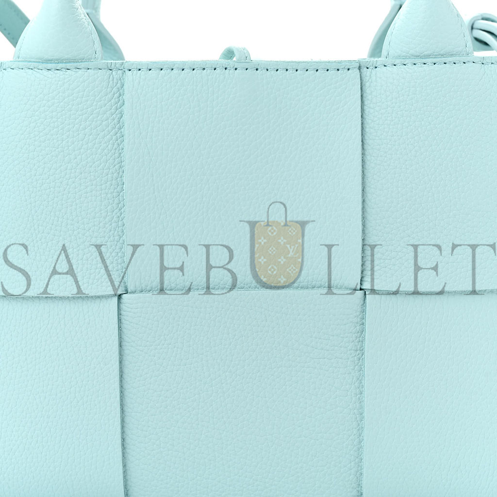 bo*te*ga Ve*ne*ta grained calfskin maxi intrecciato mini arco tote pale blue (25*17*8cm)