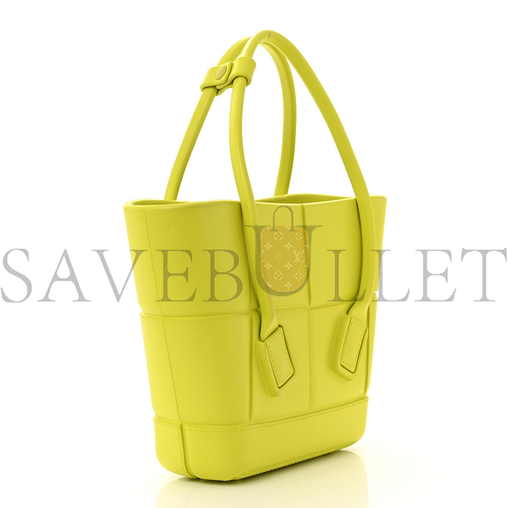 bo*te*ga Ve*ne*ta rubber maxi intrecciato mini arco kiwi green (30*20*8cm)