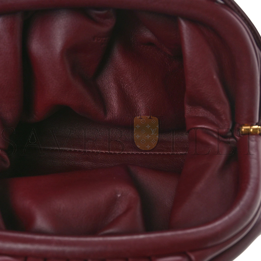 bo*te*ga Ve*ne*ta butter calfskin the mini pouch bordeaux (21*11*5cm）