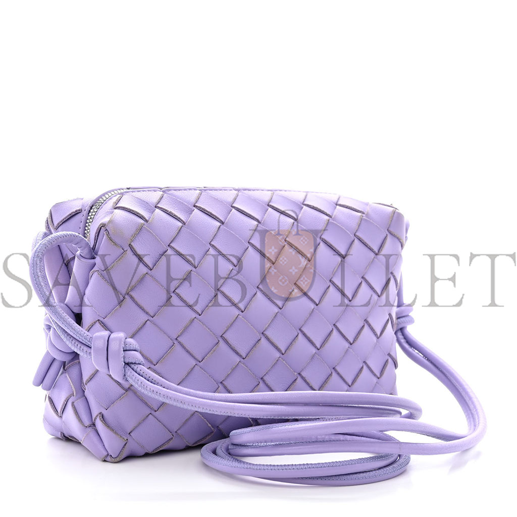 bo*te*ga Ve*ne*ta nappa intrecciato mini loop camera bag wisteria (17＊10＊6cm)