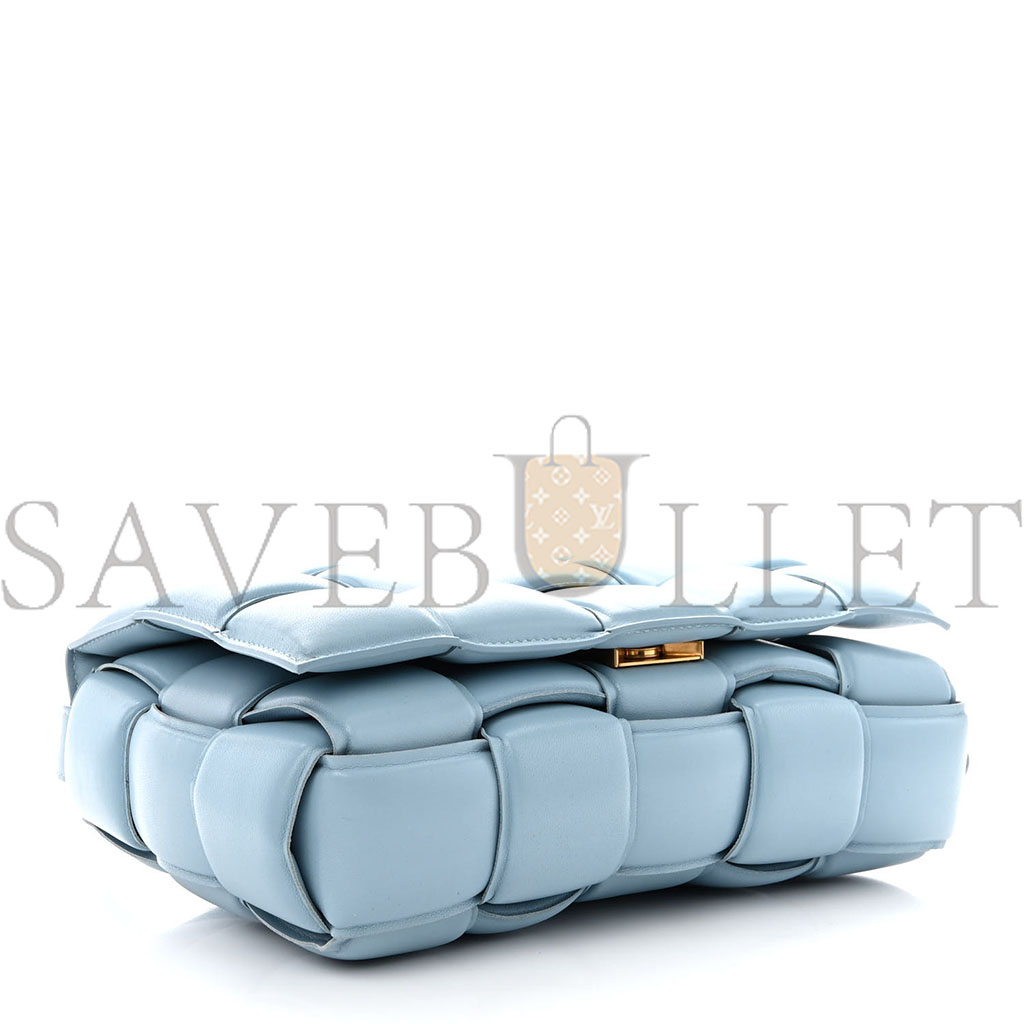 bo*te*ga Ve*ne*ta nappa maxi intreccio padded cassette crossbody bag ice (26*18*8cm)