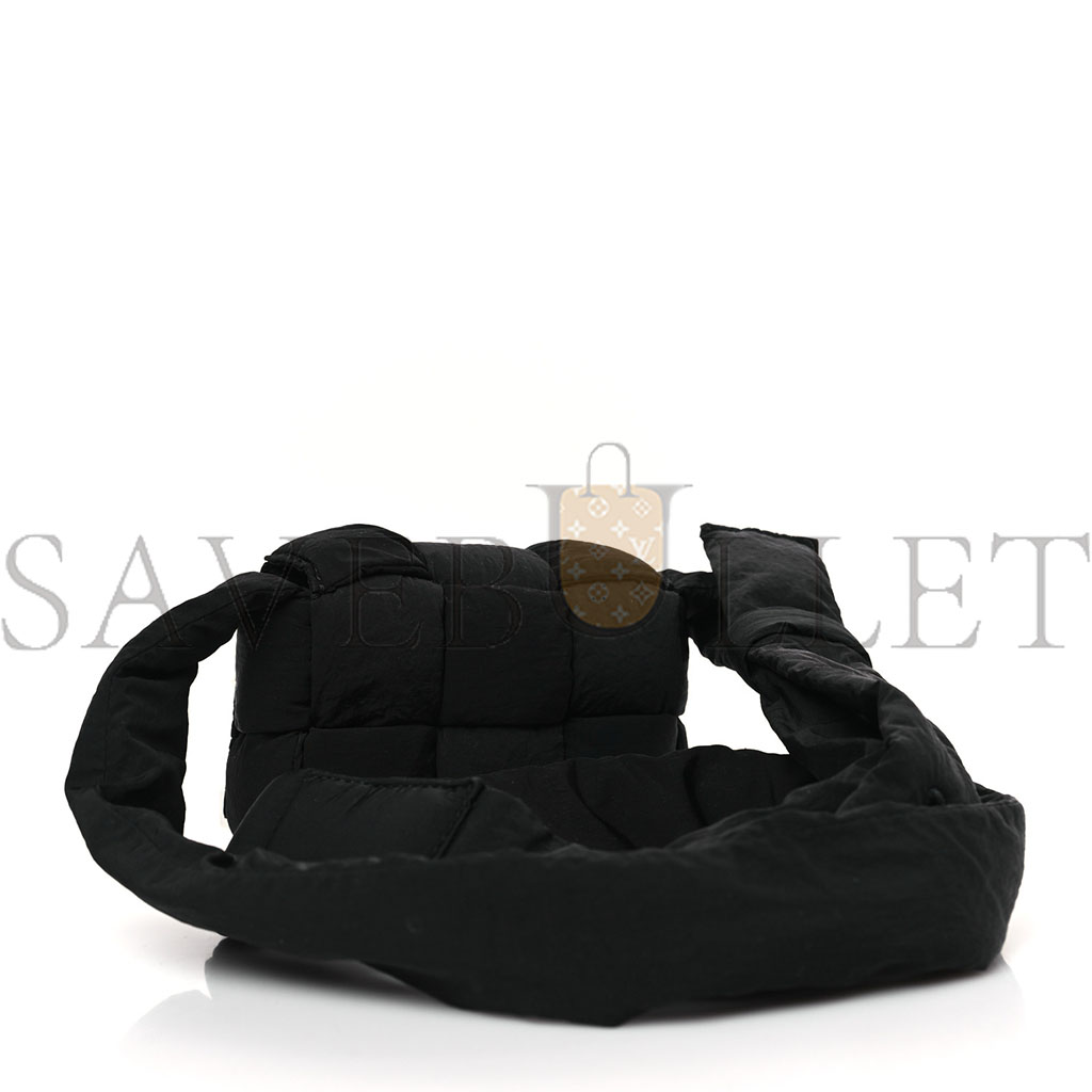 bo*te*ga Ve*ne*ta nylon intrecciato mini padded tech candy cassette bag black (13*8*3cm)