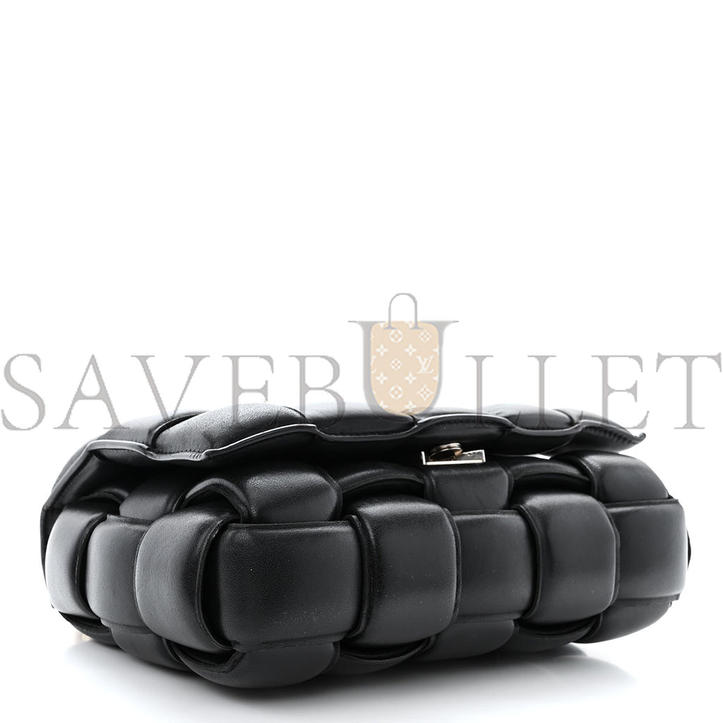 bo*te*ga Ve*ne*ta lambskin maxi intreccio padded chain cassette crossbody bag black (27*19*7cm)