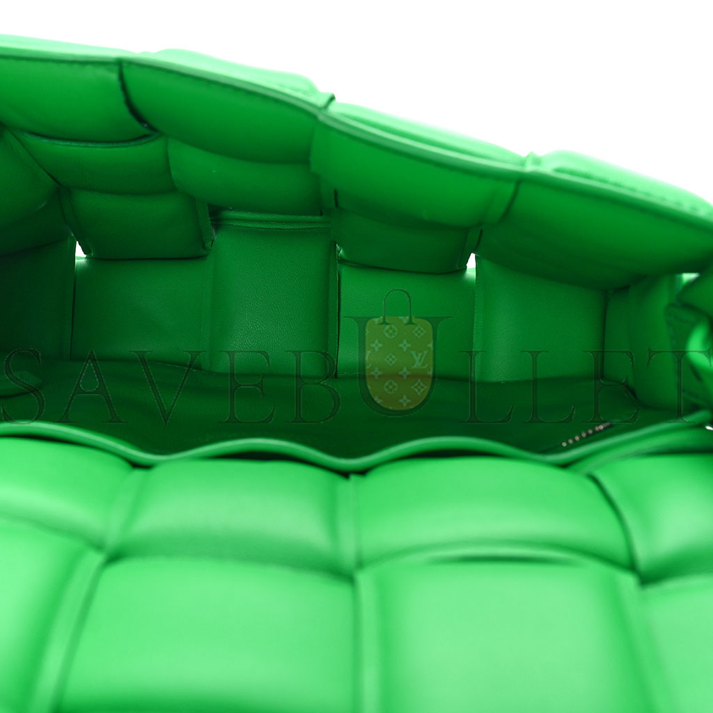 bo*te*ga Ve*ne*ta nappa maxi intreccio padded cassette crossbody bag parakeet (26*18*8cm)