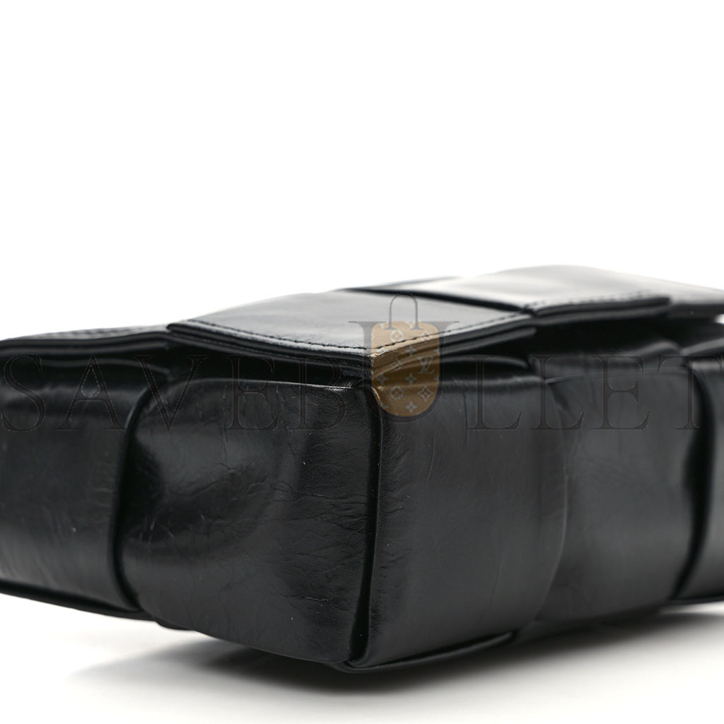 bo*te*ga Ve*ne*ta paper calfskin maxi intreccio extra mini cassette crossbody bag black (13*9*5cm)