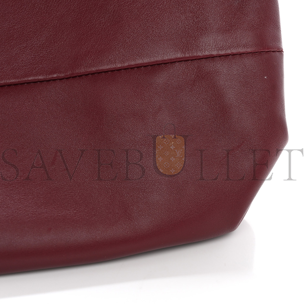 bo*te*ga Ve*ne*ta smooth butter calf the pouch oversized clutch bordeaux (37*20*8cm)