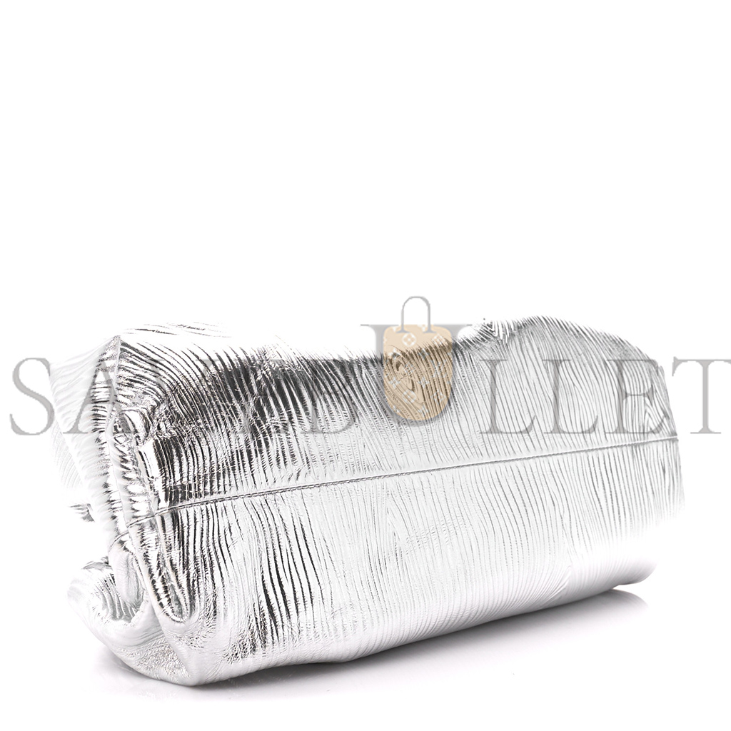 bo*te*ga Ve*ne*ta metallic bark calfskin embossed the pouch oversized clutch silver (37*19*12cm)