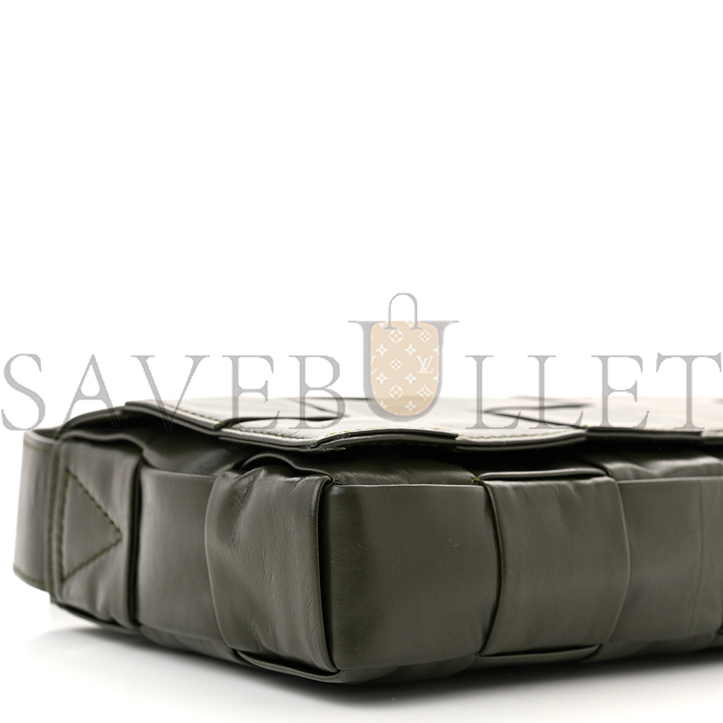 bo*te*ga Ve*ne*ta paper calfskin intrecciato stretch cassette camping (29*13*4cm)