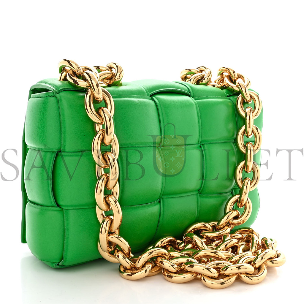bo*te*ga Ve*ne*ta lambskin maxi intreccio padded chain cassette crossbody bag grass (25*16*6cm)