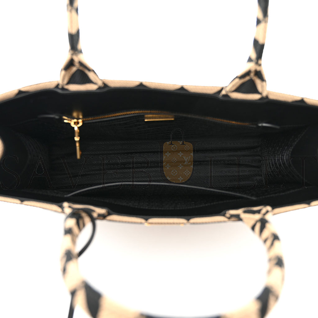 Pra*a jacquard saffiano triangolo symbole embroidered large tote black corda (39*31*10cm)