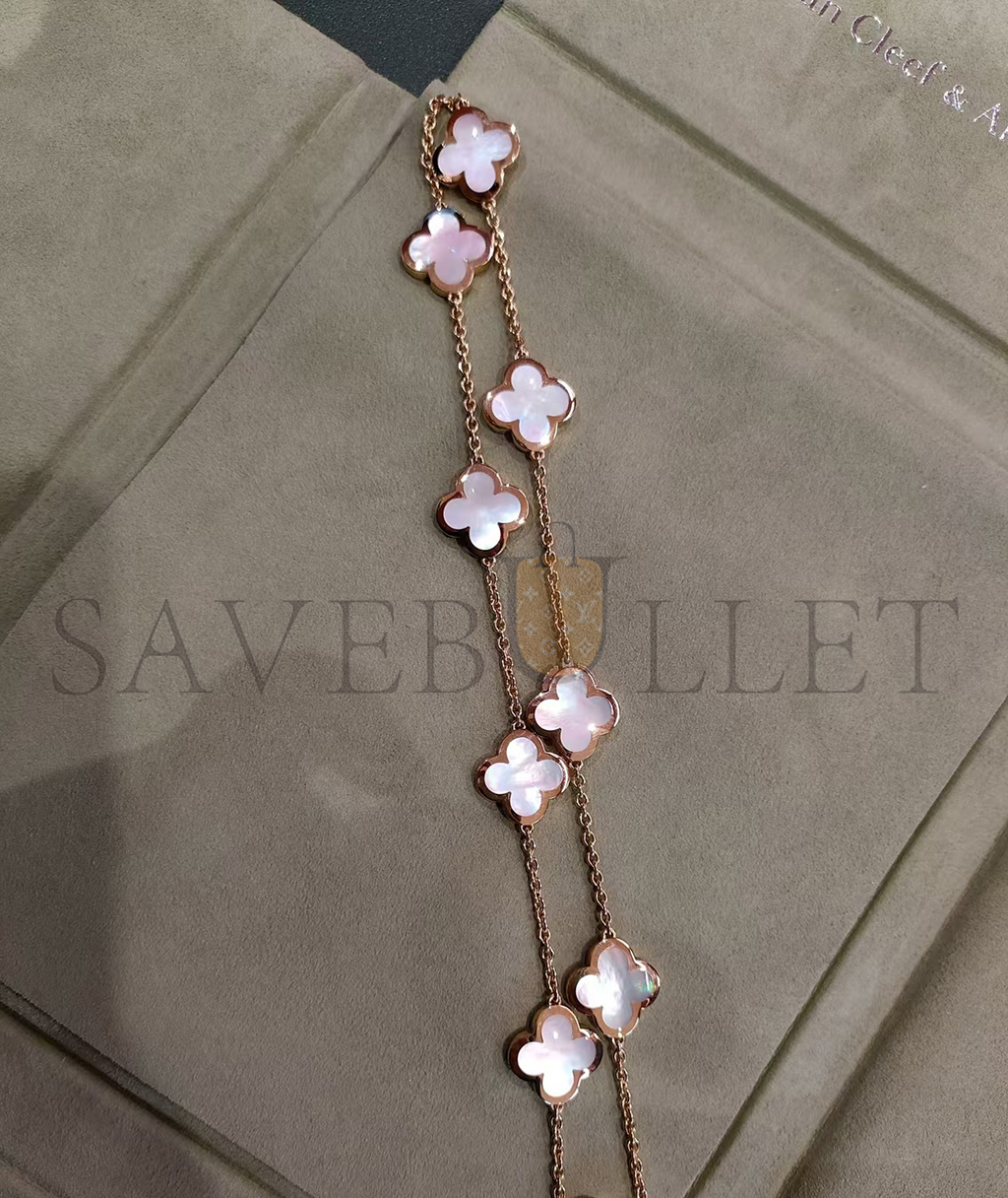 V*N CL*F arpels pure alhambra necklace, 9 motifs - yellow gold, mother-of-pearl vcara37800