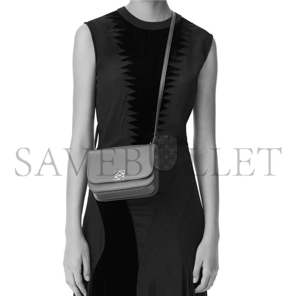 l*ew* goya bag in silk calfskin a896n09x01 (22.5*15.5*6.5cm)