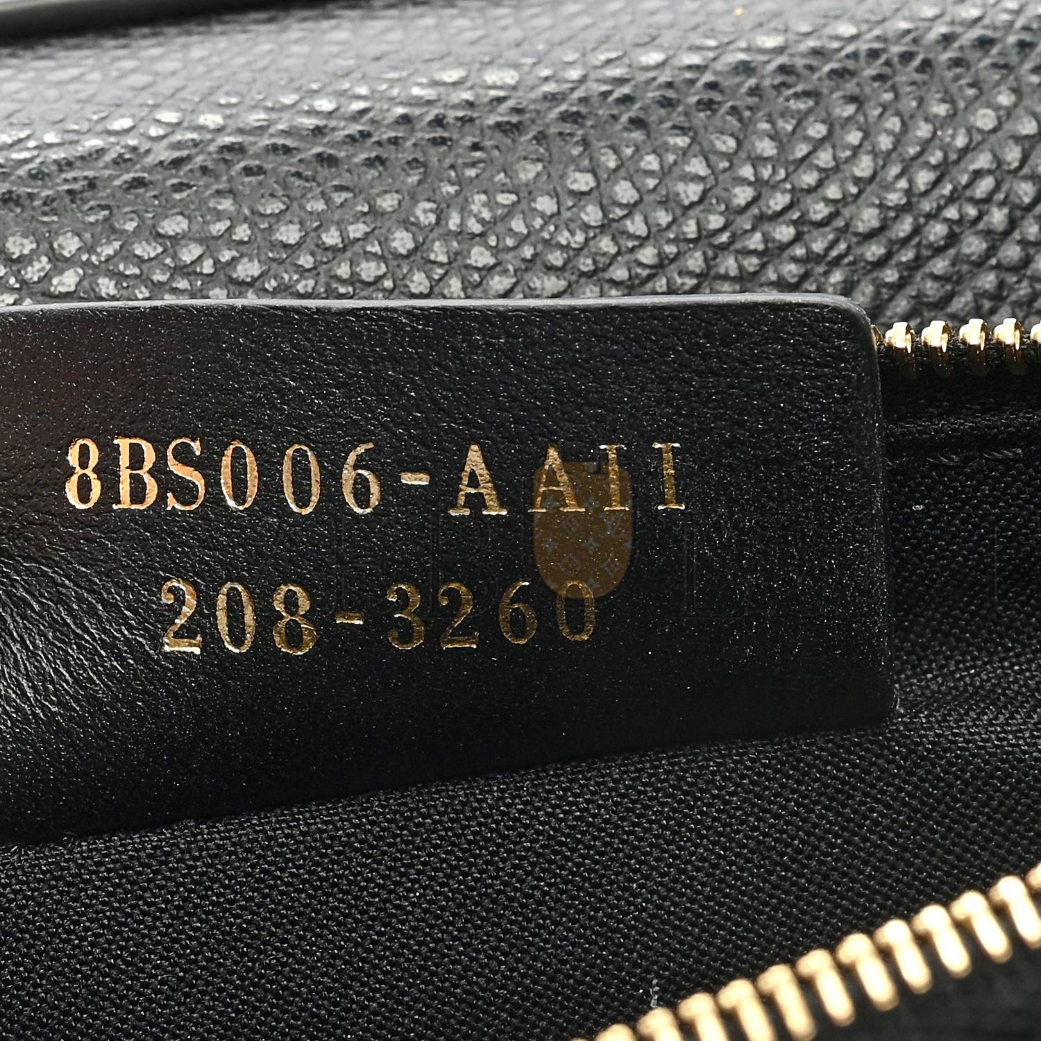 F**di vitello cruise f is F**di bi-color ff 1974 embossed medium envelope wallet on chain black maya (20*13*4cm)