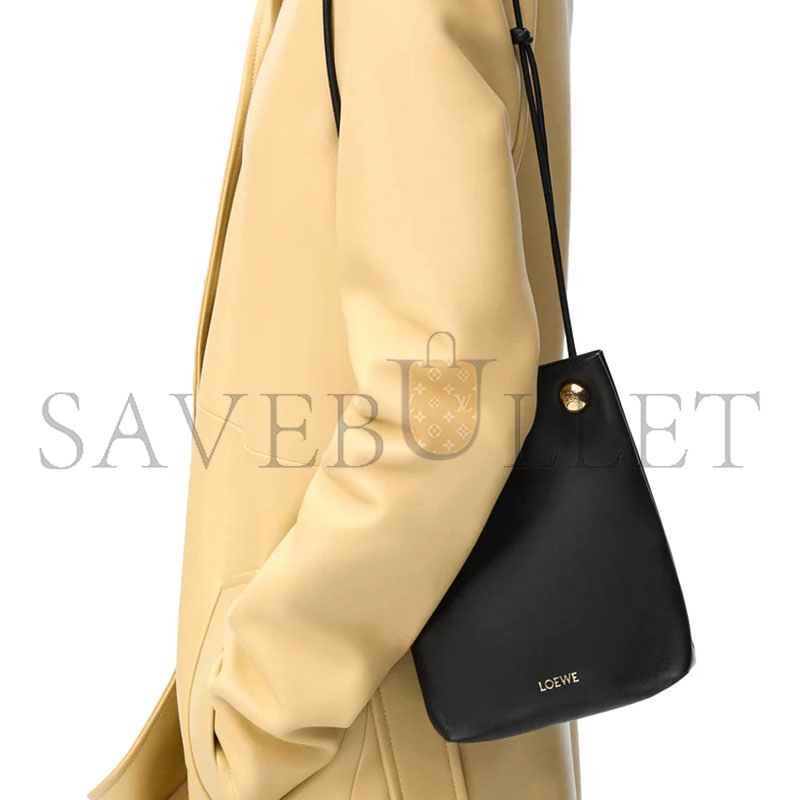 L0ew* pebble pouch in smooth calfskin canbsppx01 (17*21.5*7cm)