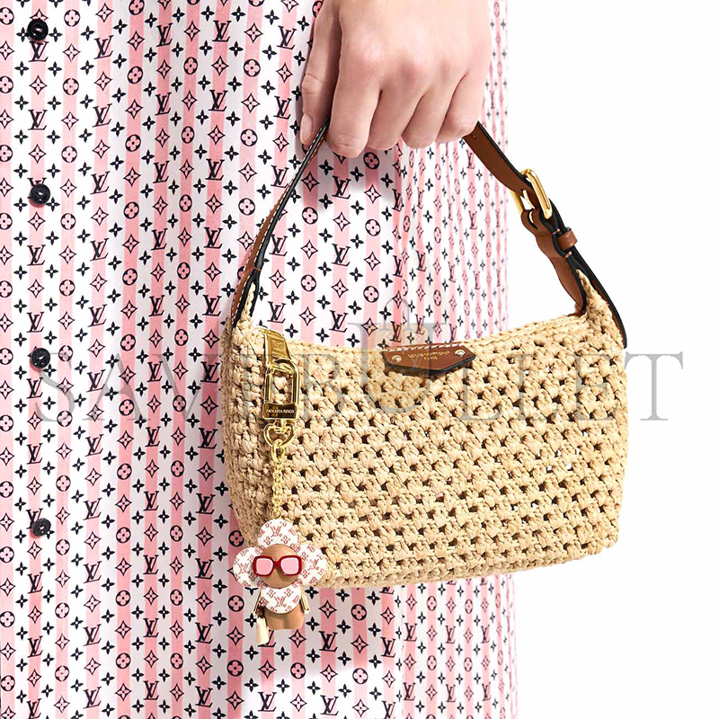 l0*is V*t0n summer vivienne bag charm m02591