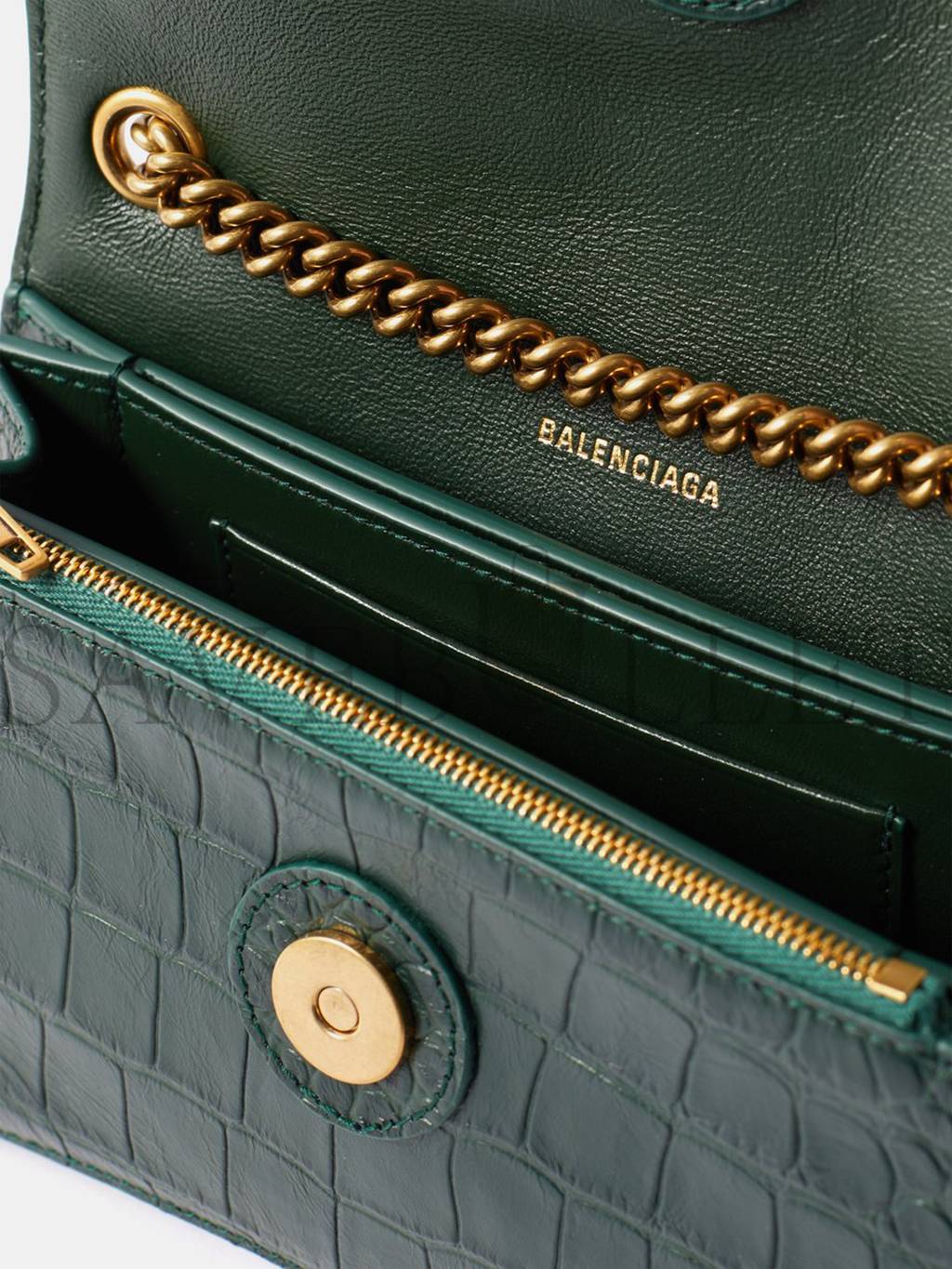 Ba*len*cia*ga green crush xs crocodile-effect leather cross-body bag matchesfashion us (21.5*11*5cm)