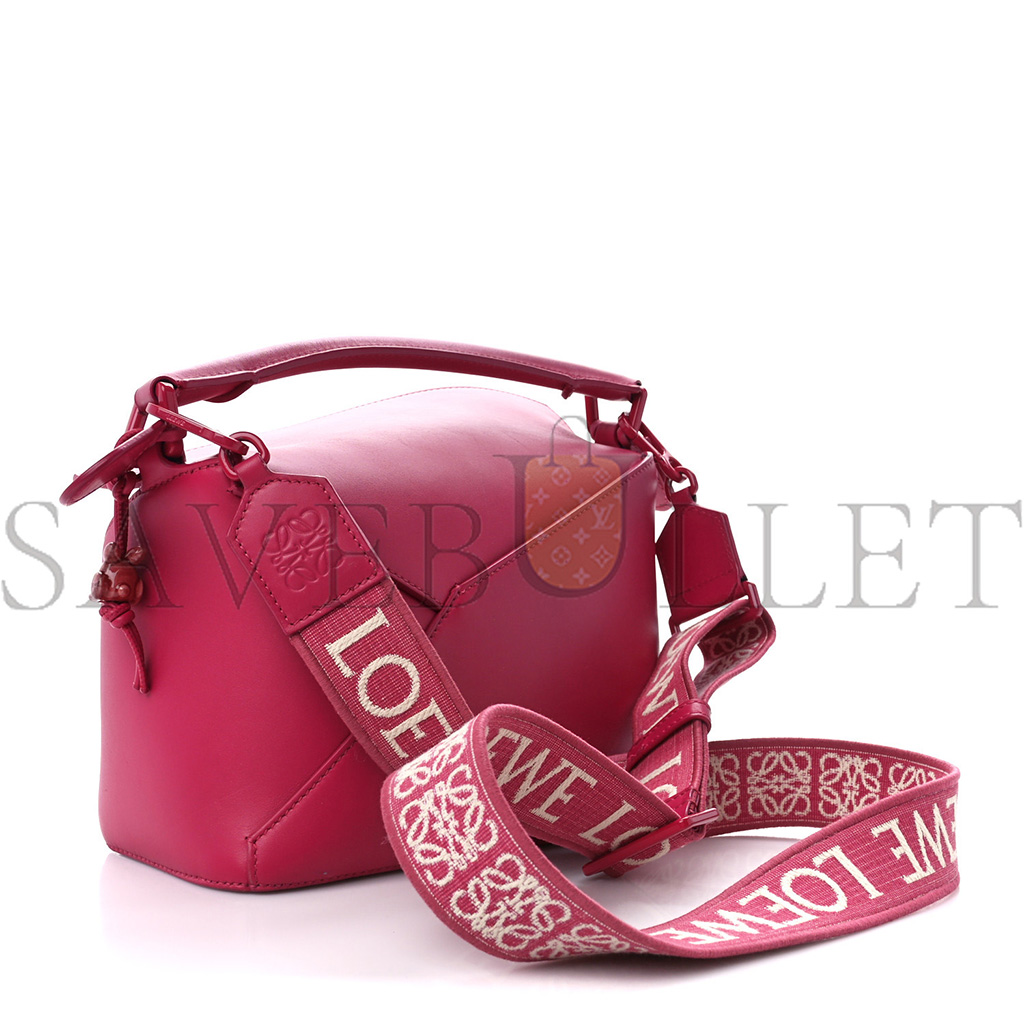 L0ew* satin calfskin monochrome small puzzle edge bag ruby red glaze (24*16.5*10.5cm)