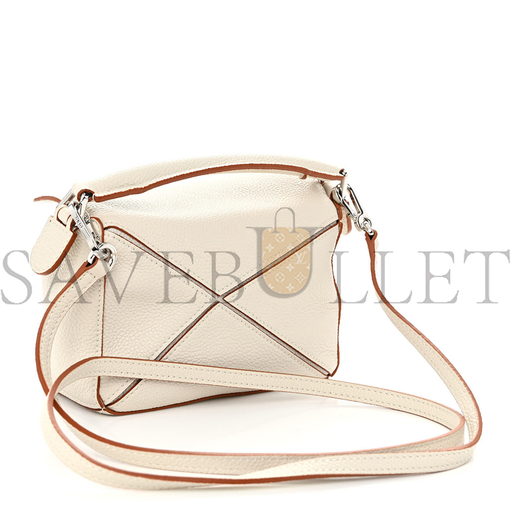 l*ew* calfskin mini puzzle bag soft white (18*12.5*8cm)