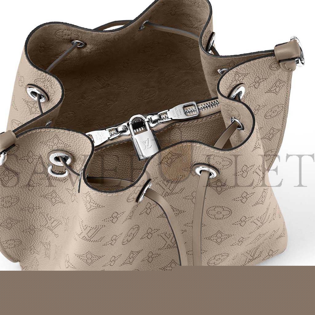 l**is V*t*n muria m55799 (25*25*20cm)