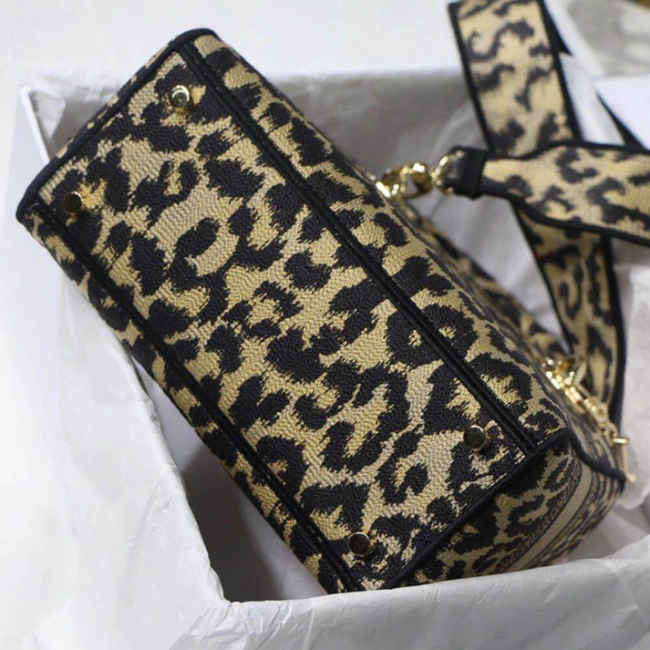 D*or medium lady d-lite bag m0565orhm_m918 (24cm*20cm*11cm)