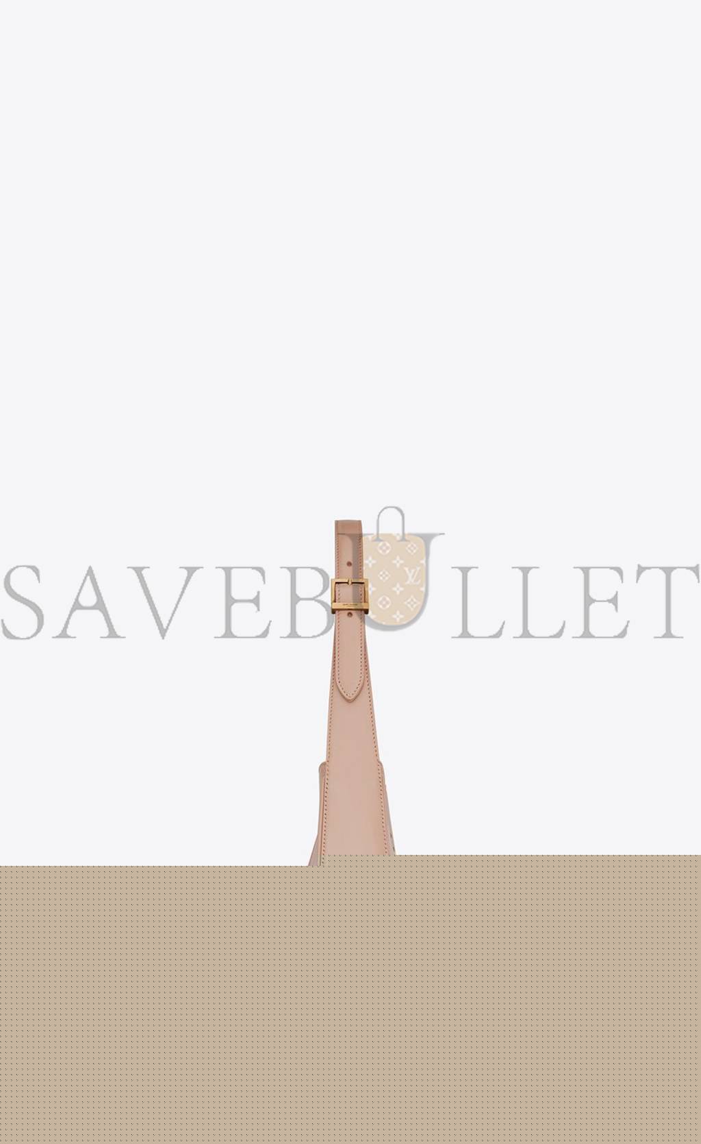 Y*L le 5 a 7 in smooth leather 6572282r20w2738 (23*16*6.5cm)