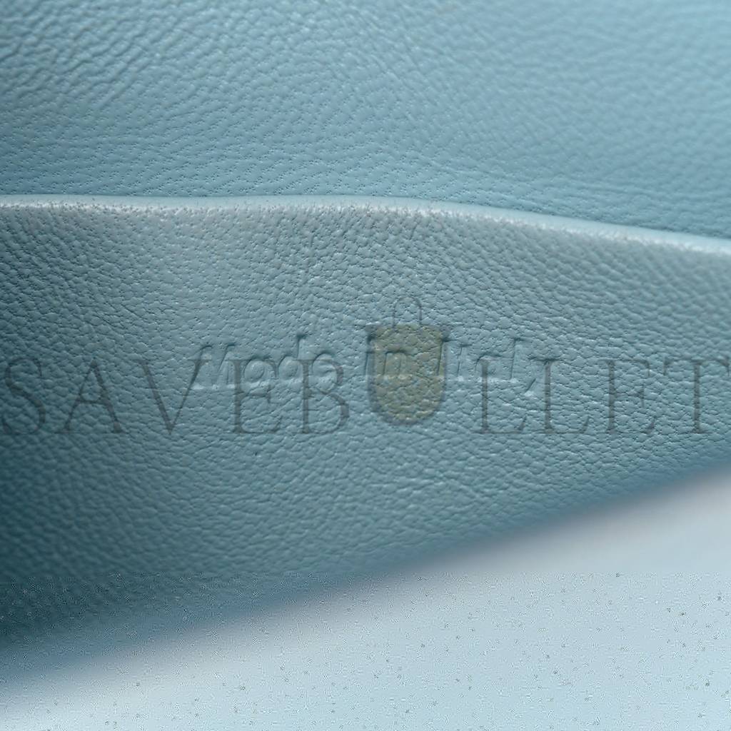 Ce**e grained calfskin small trotteur pale blue (18*17*4cm)