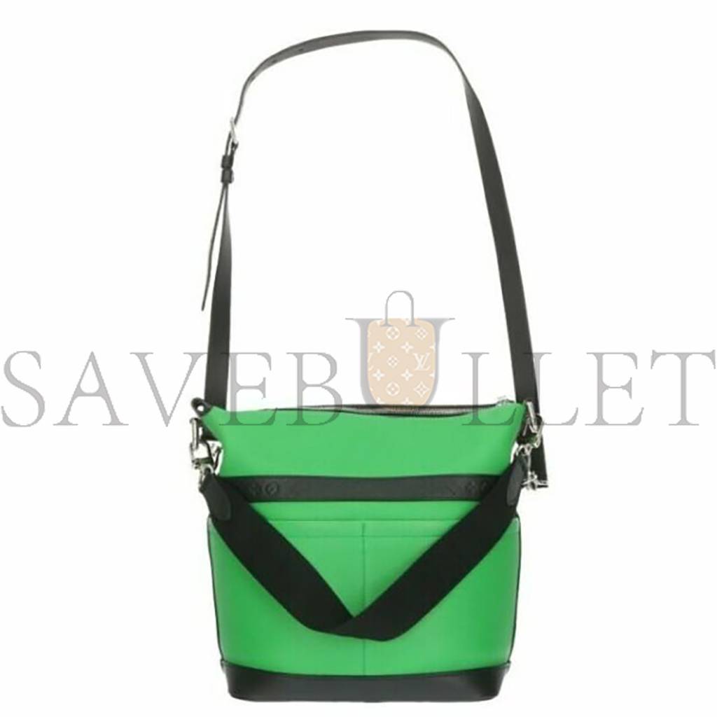 l**is V*t*n cruiser gm m57819 (25*22.5*13cm)