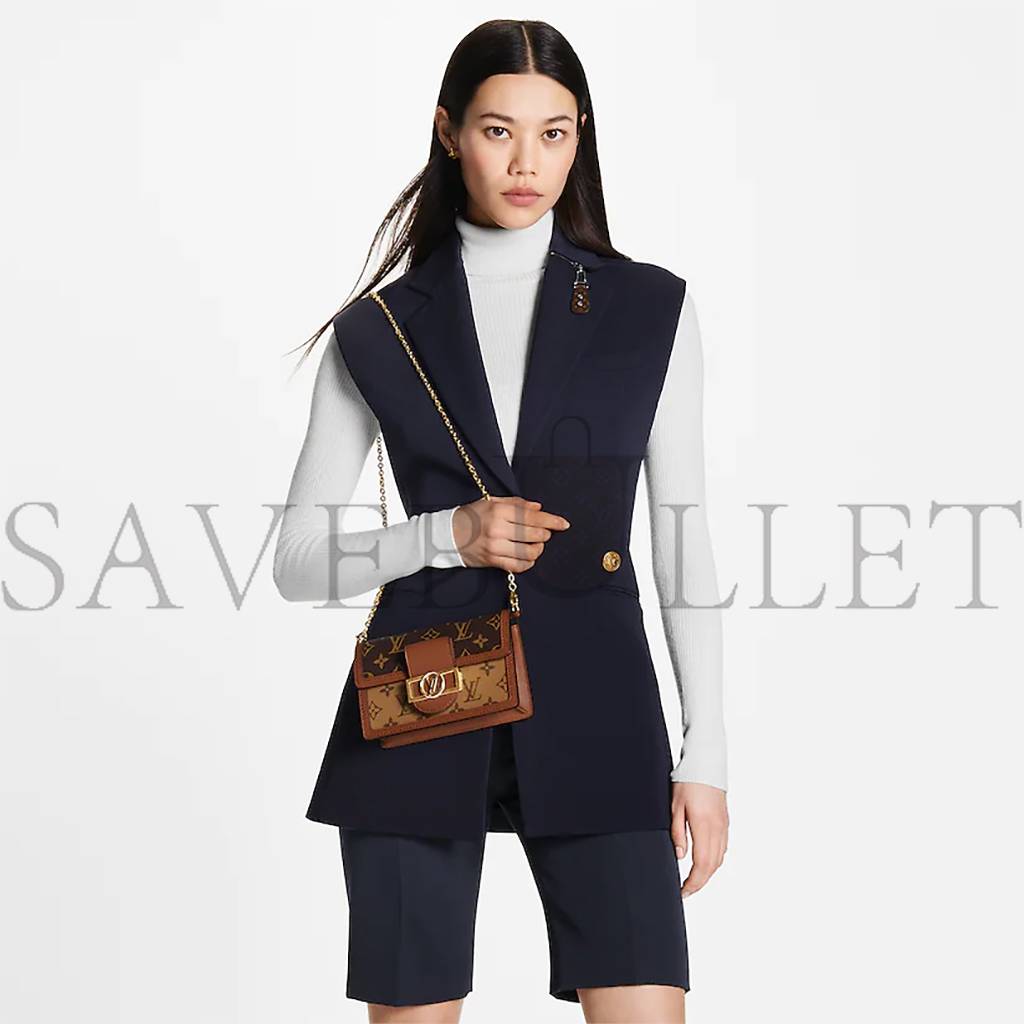 l**is V*t*n dauphine chain wallet m68746 (19*12*5cm)