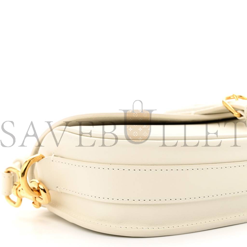D*or box calfskin east west bobby bag latte (21*12*5.1cm)