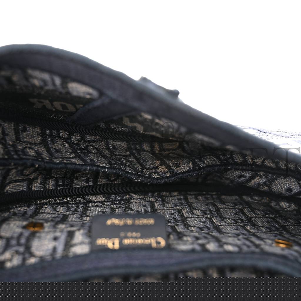 D*or oblique embroidered saddle bag blue (25*19*5.1cm)