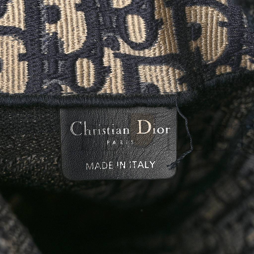 D*or oblique backpack blue white (36*28*11.4cm)